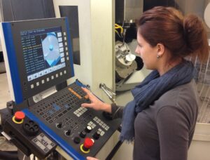 FAO pratique fille programmation technicienne méthodes industrialisation